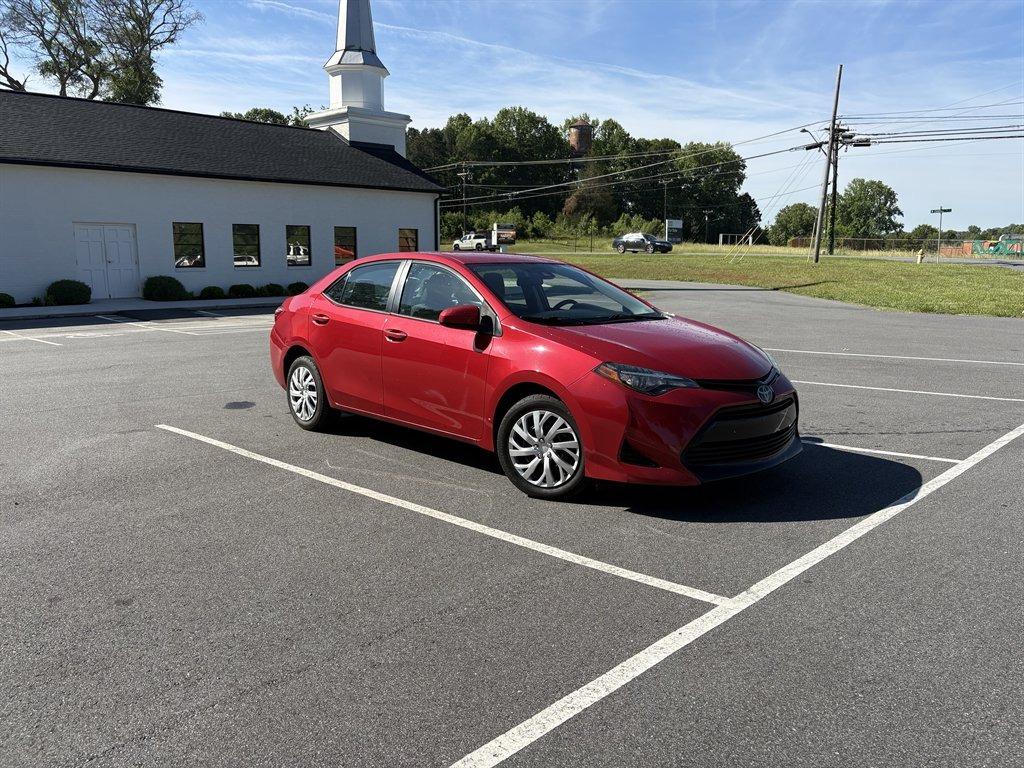 2017 Toyota Corolla LE AT's photo